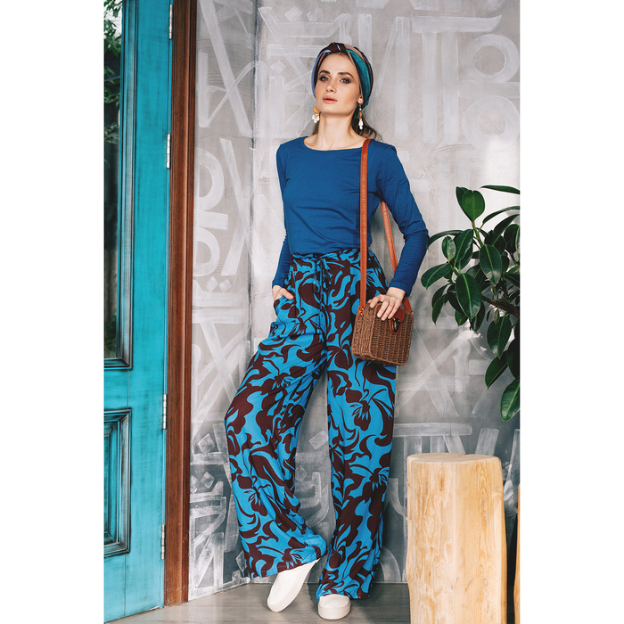 Брюки женские, размер 42, рост 170 см, цвет сине-коричневые цветы (арт. Y1161-0148)