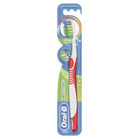 

Зубная щётка Oral-B Комплекс «Антибактериальная», средней жёсткости