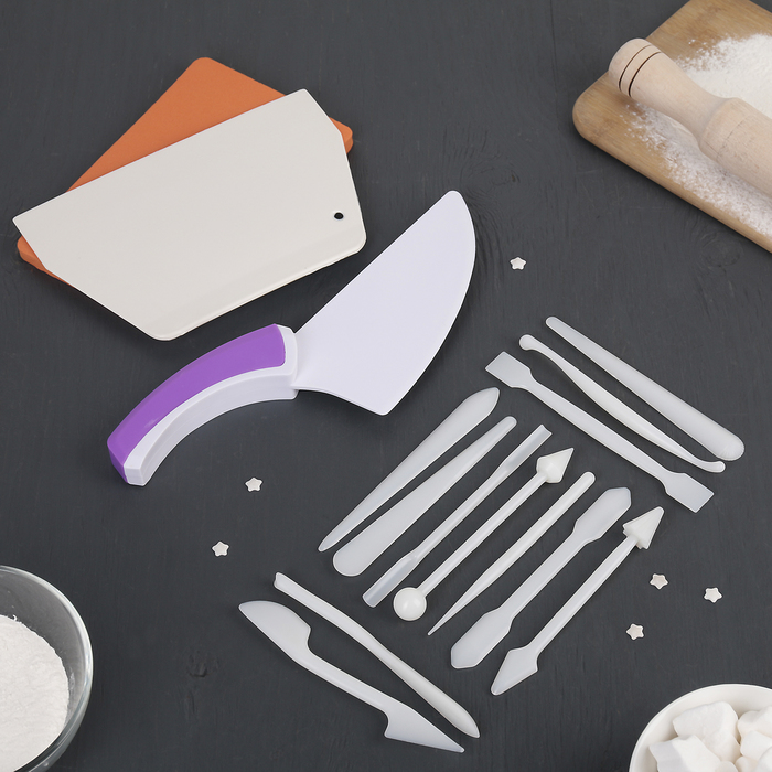 Набор для моделирования кондитерских украшений 15 предметов в кейсе