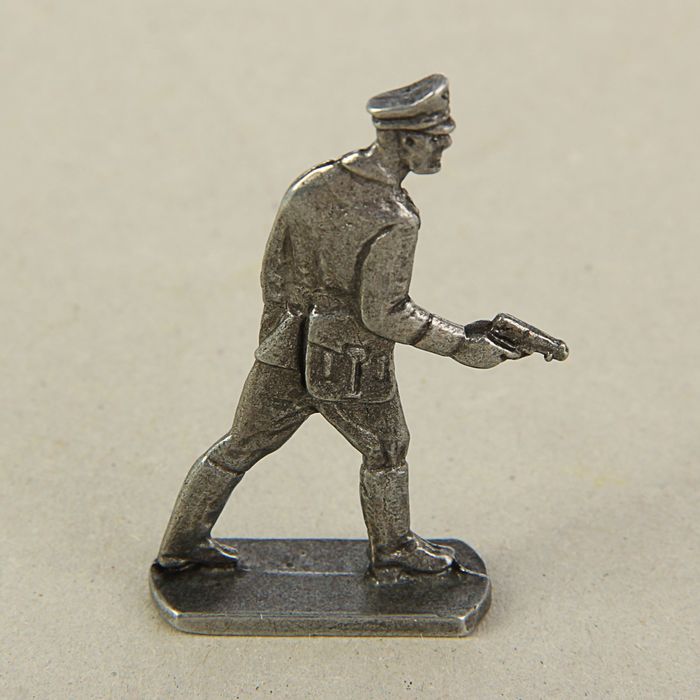 Оловянный солдатик "Немецкий офицер"