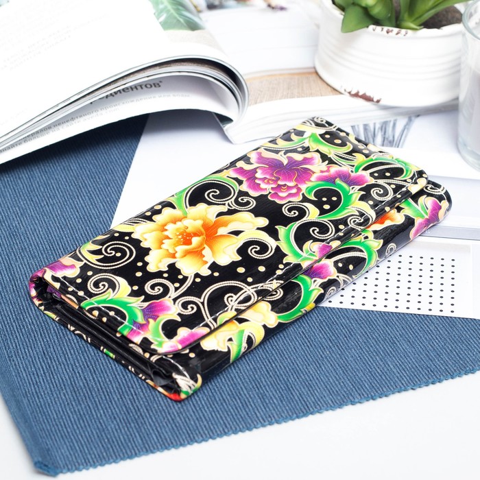 Кошелёк женский на клапане "Цветочный рай", 4 отдела, отдел на рамке, отдел для карт, чёрный