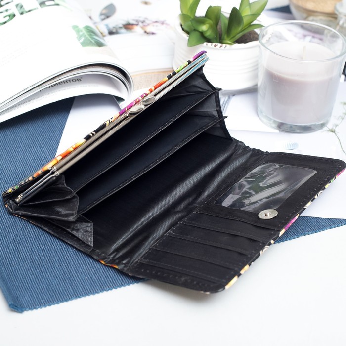 Кошелёк женский на клапане "Цветочный рай", 4 отдела, отдел на рамке, отдел для карт, чёрный