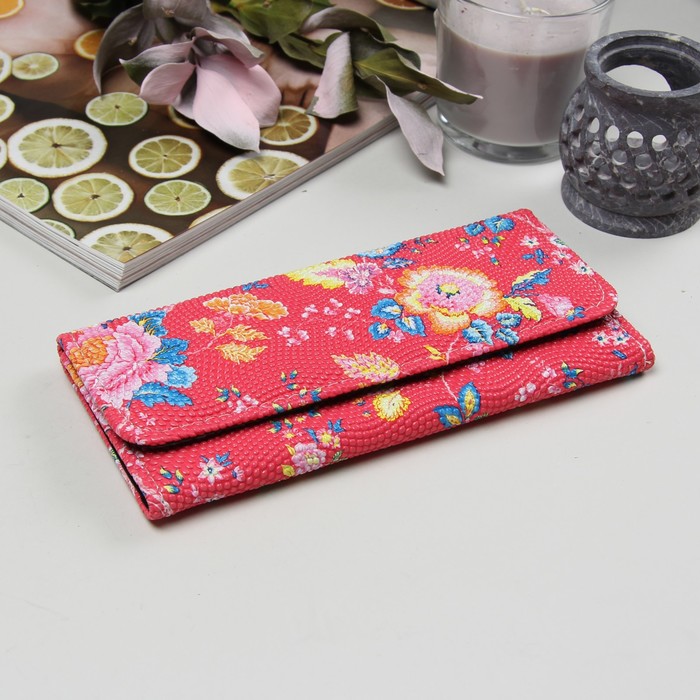 Кошелёк женский на клапане, 3 отдела, для карт, цвет красный