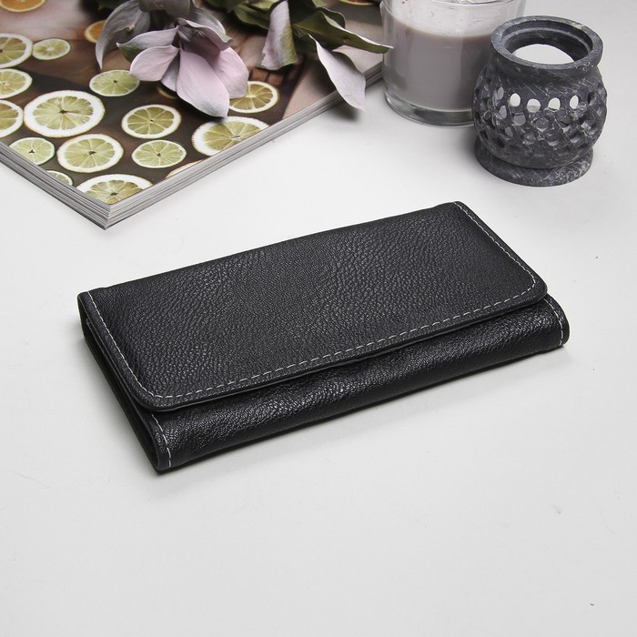 Кошелёк женский на клапане "Классика", 4 отдела, отдел на рамке, отдел для карт, чёрный