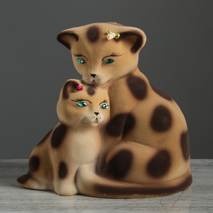 Копилка "Кошка с котенком" флок, бежево-леопардовая