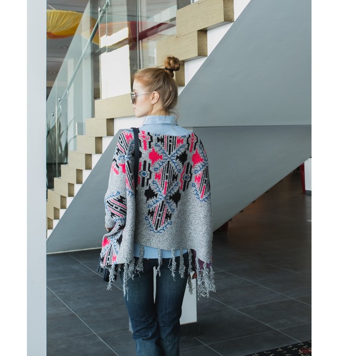 Пончо с рукавами (кардиган) 60х146 см, светлый серый, скандинавский узор, акрил 100%