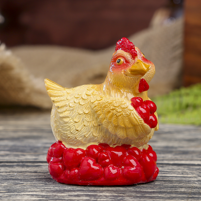 Сувенир "Курочка на розах" МИКС