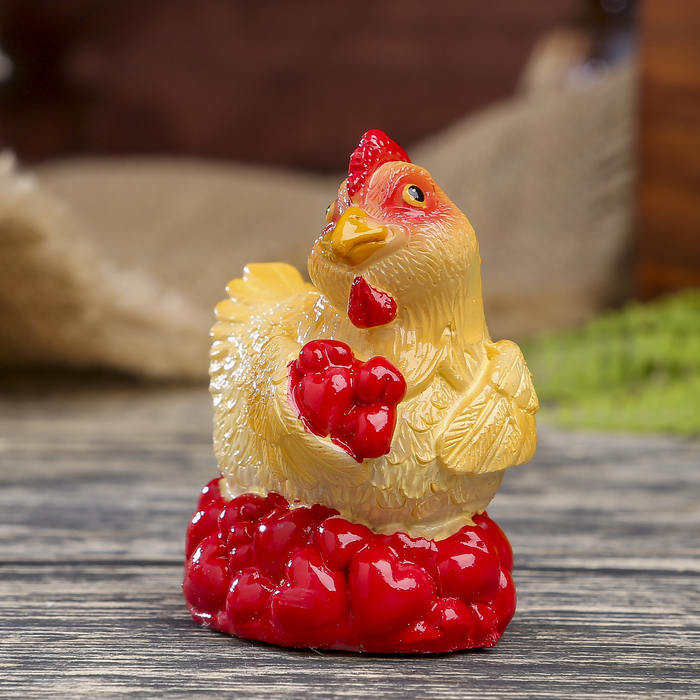 Сувенир "Курочка на розах" МИКС