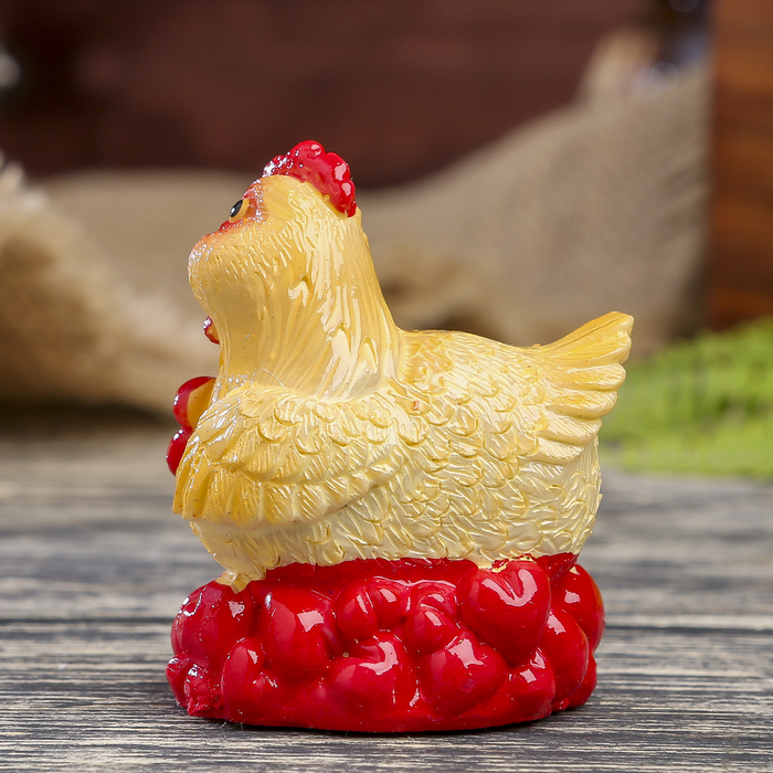 Сувенир "Курочка на розах" МИКС