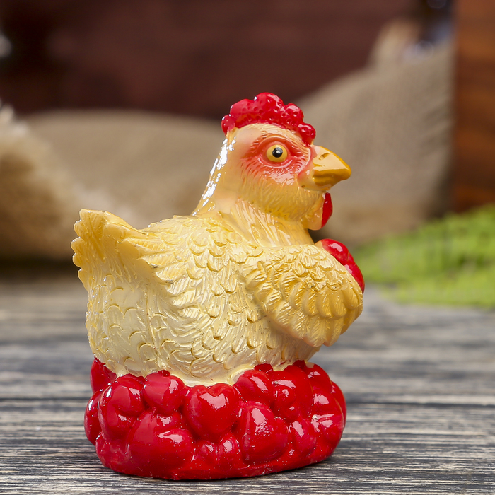 Сувенир "Курочка на розах" МИКС