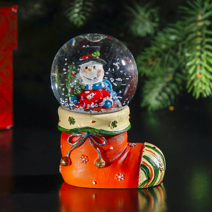 Сувенир водяной шар в форме носка "Снеговик"