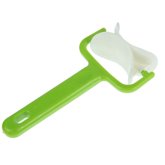 Ролик для вырезания кругов из теста d=6 см "Радуга" 17х8х3,7 см, цвета МИКС