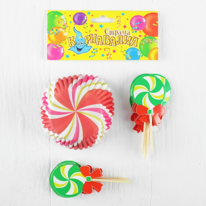 Украшение для кексов "Карамелька", набор 24 пики, 24 формочки