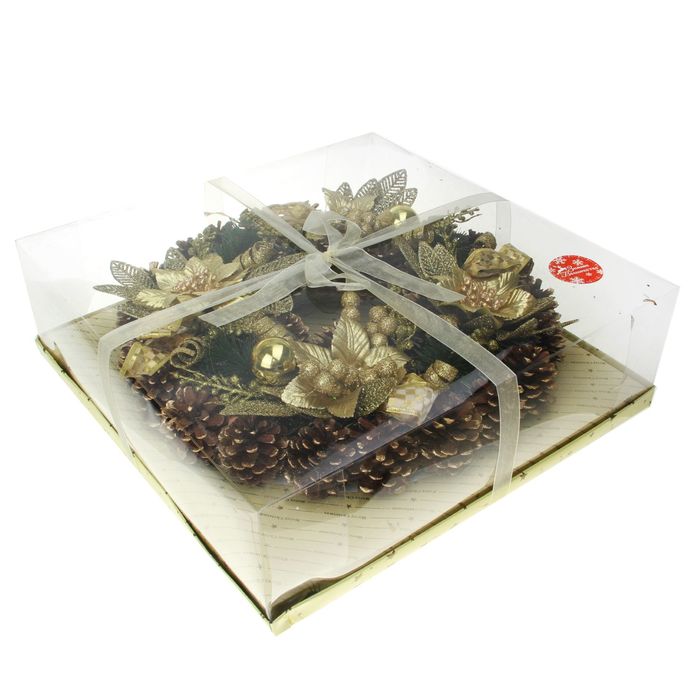 Венок новогодний d-37 см с шишками с позолотой и цветами