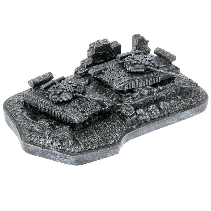 Сувенир "Бой танков" большой