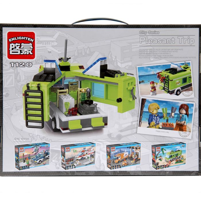 Конструктор «Семейный автобус», 380 деталей и 4 минифигуры