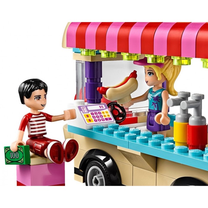 Конструктор "Парк развлечений: фургон с хот-догами", 243 детали