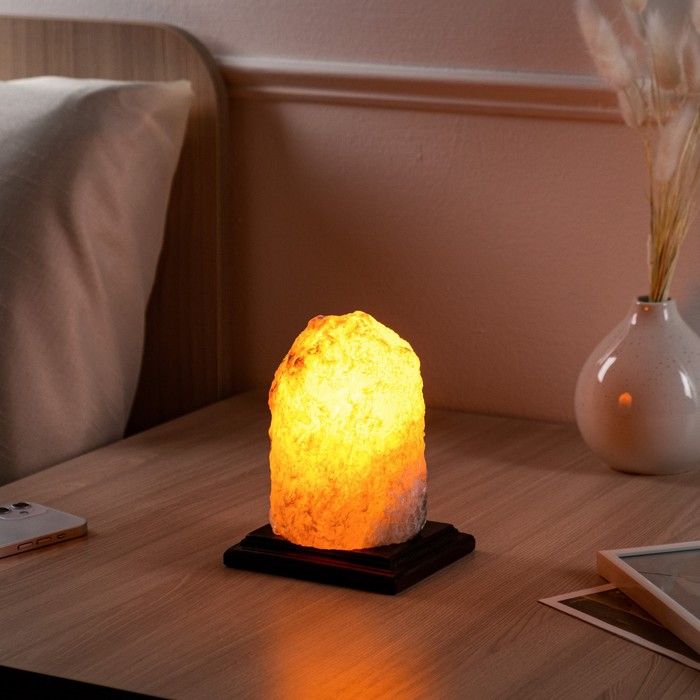 фото Соляная лампа "гора средняя", цельный кристалл, 15 см, 1-2 кг ваше здоровье