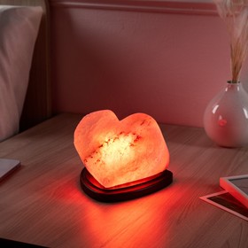 Соляная лампа 'Сердце алое', цельный кристалл, 13 см, 1-2 кг Ош