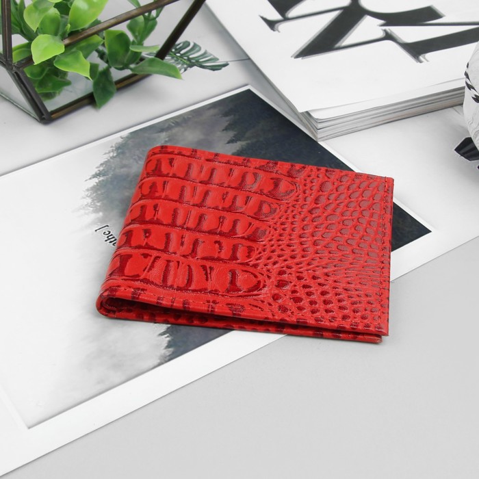 Кошелёк женский складной, 1 отдел для купюр, красный крокодил