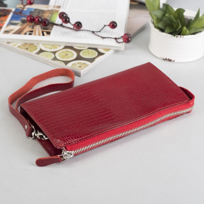 Кошелёк женский на молнии, 2 отдела, отдел для монет, красная игуана