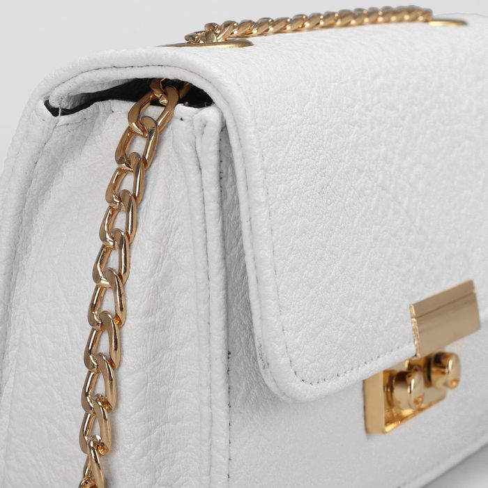 Сумка женская на клапане "Катрин", 1 отдел, регулируемый ремень, белая