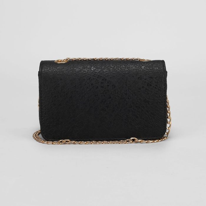 Сумка женская на клапане "Катрин", 1 отдел, регулируемый ремень, чёрная