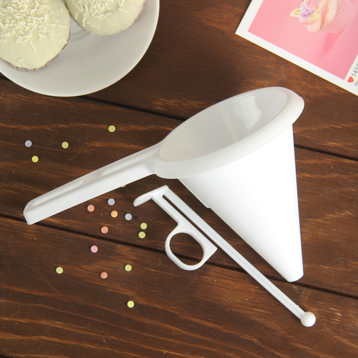 Воронка для кондитерских украшений 21,5х11,5 см