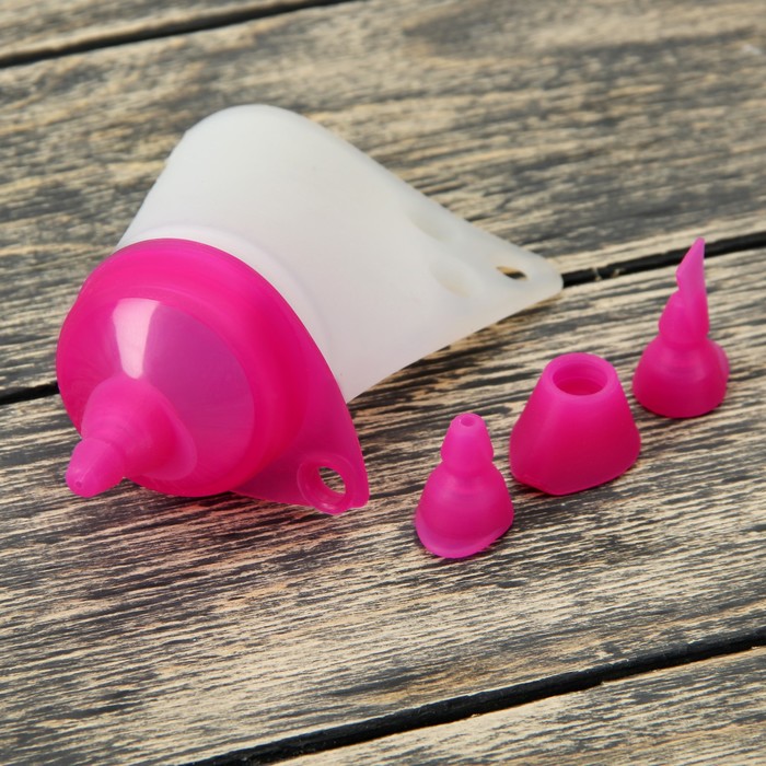 Мешок кондитерский с отверстиями для хранения насадок "Сирень", 4 насадки