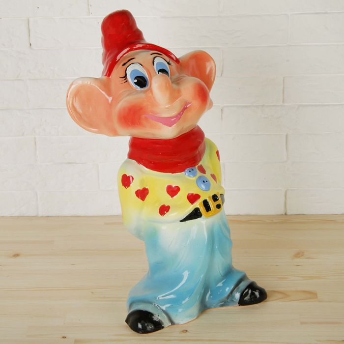 Садовая фигура "Гном ушастый"