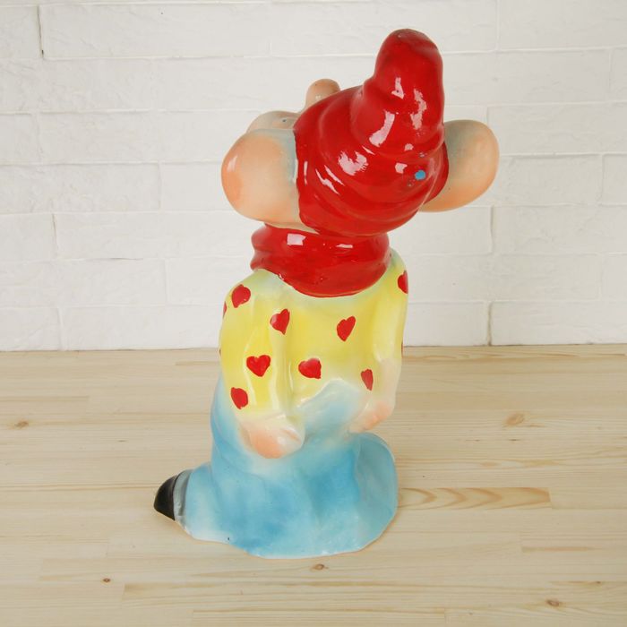 Садовая фигура "Гном ушастый"