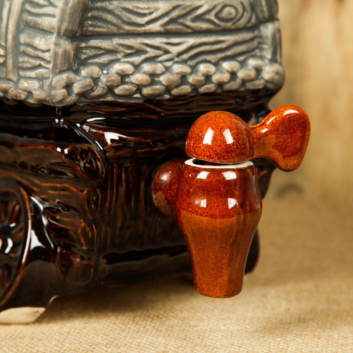 Бочка для напитков "На колёсах" шамотная, 3,5 л