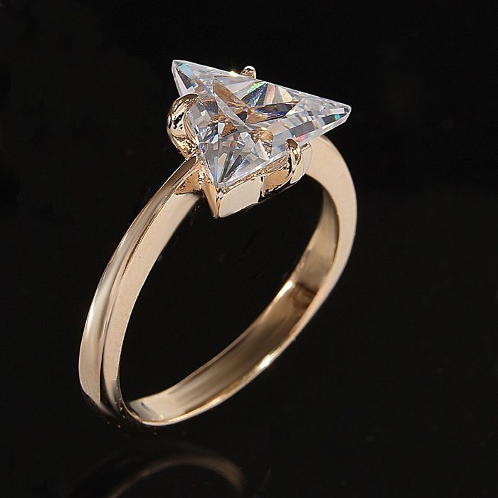 Кольцо "Чандра", размер 17, цвет белый в золоте