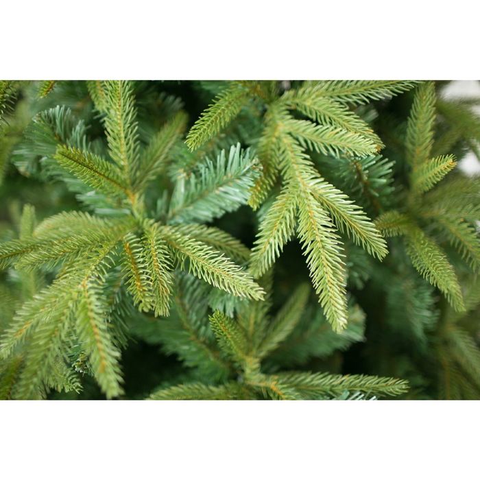 Ёлка "Фьерро" Премиум 120±5 см, d нижнего яруса 77±3 см, 276 веток