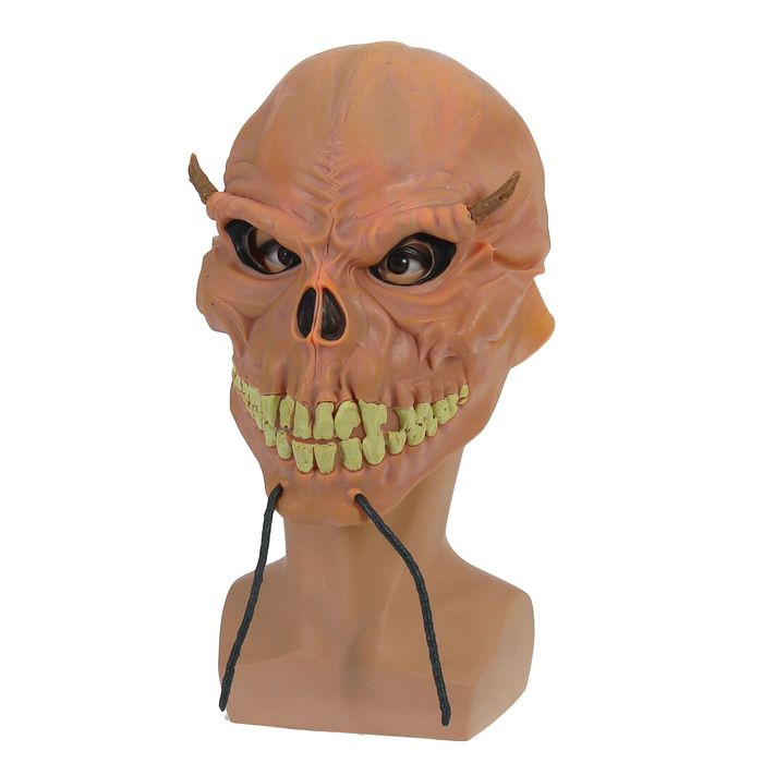 Маска латексная "Зубастый череп"