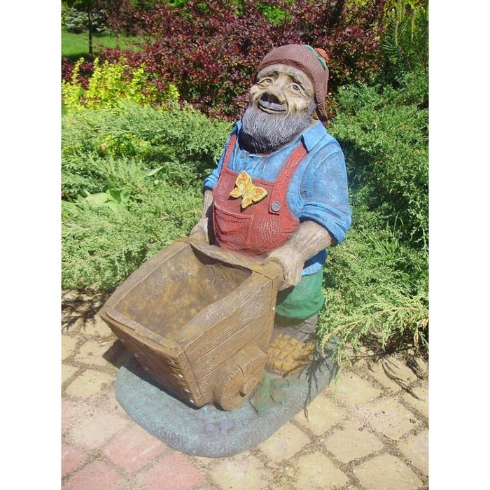 Садовая фигура "Садовник"