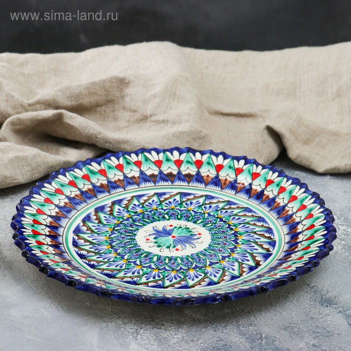 Тарелка Риштанская Керамика Цветы, синяя, рельефная, 27см солонка риштанская керамика синяя роспись
