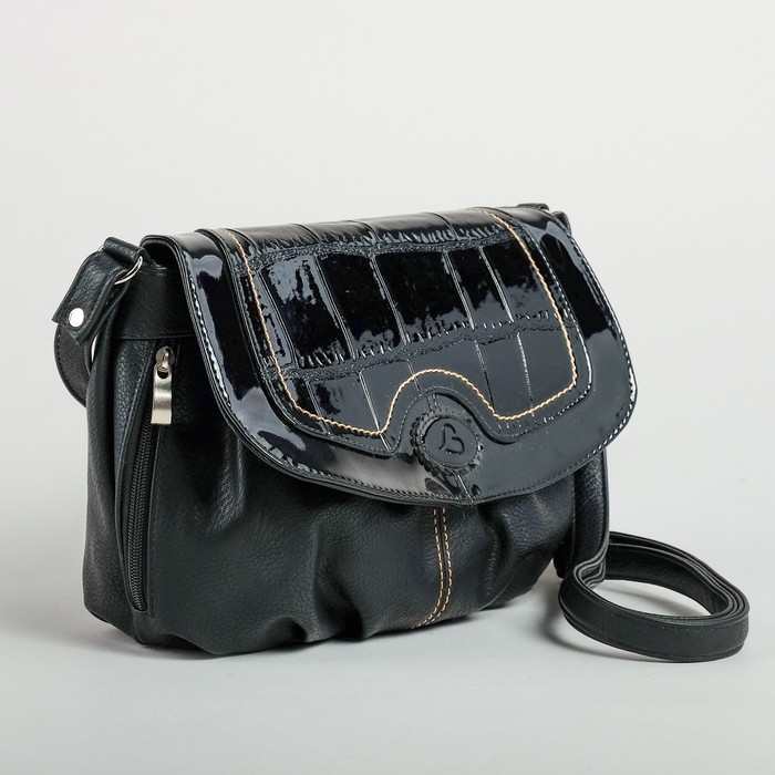 Сумка женская на молнии, 1 отдел, 3 наружных кармана, длинный ремень, чёрная