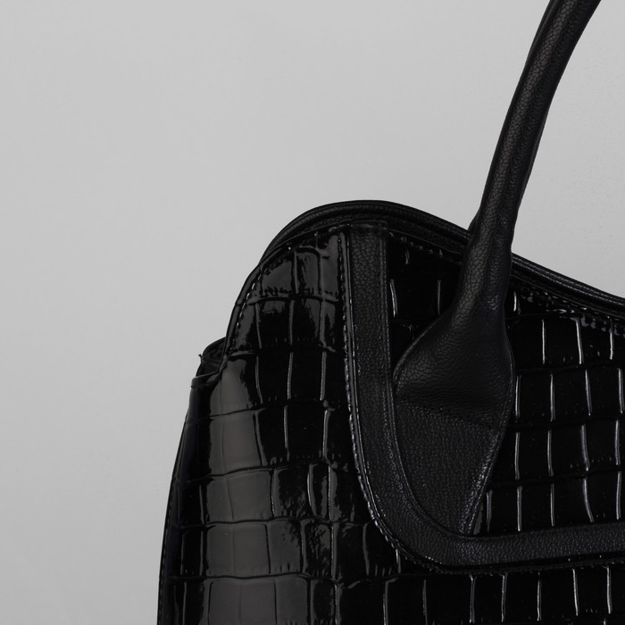 Сумка женская на молнии, 2 отдела, 1 наружный карман, чёрная