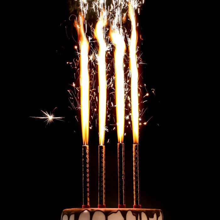 Свечи фонтаны для торта Золотые искры, 17,5 см, 60 секунд, 4 шт свечи фонтаны для торта шарики 10 см 30 секунд 3 шт