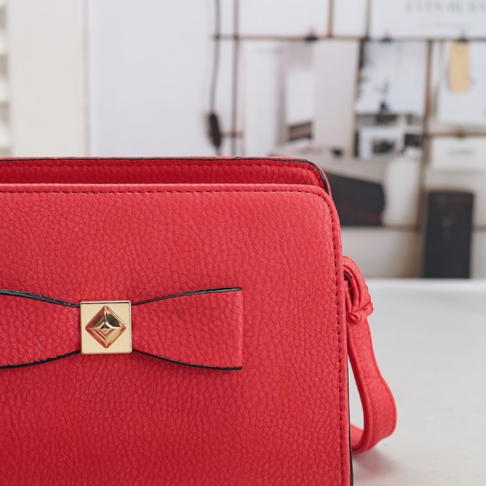 Сумка женская на молнии "Бант", 1 отдел с перегородкой, регулируемый ремень, красная