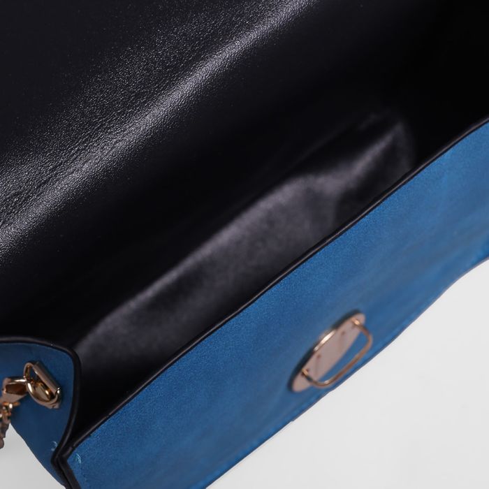 Сумка женская на клапане, 1 отдел, длинная цепочка, цвет синий