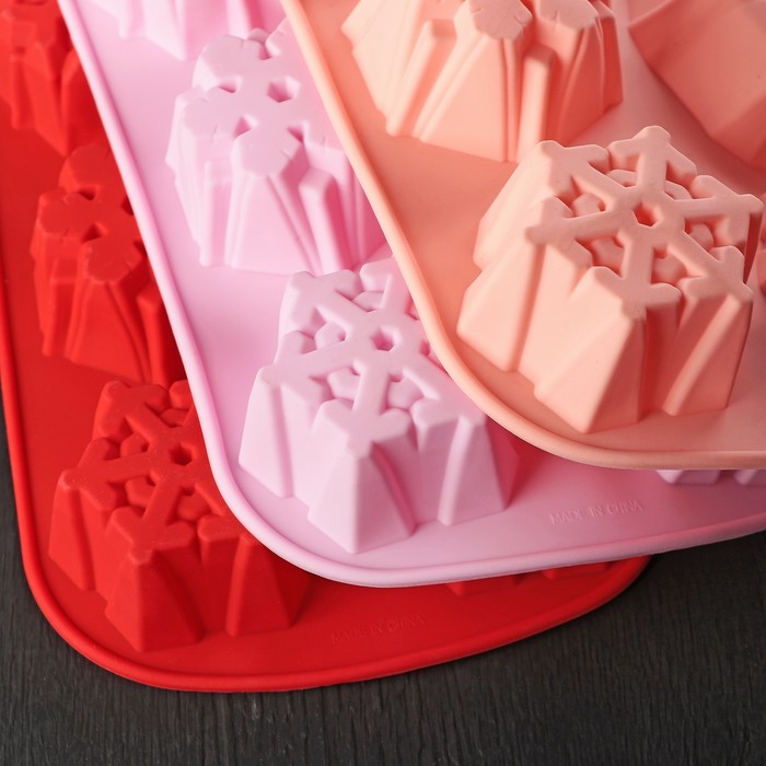 Форма для выпечки, 6 ячеек, 28х18х4 см "Снежинка", МИКС