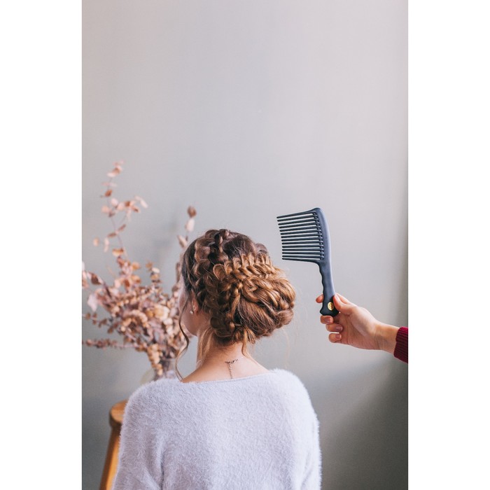 Расчёска-гребень с ручкой, цвет чёрный