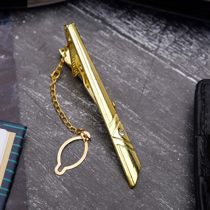 Зажим для галстука "Классический" стрела, цвет белый в золоте