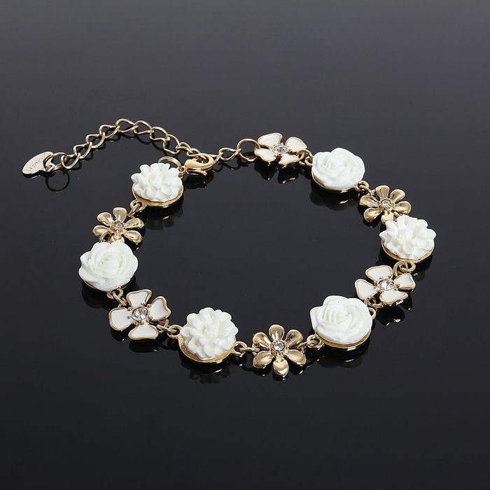 Браслет "Кабарор", цвет белый в золоте