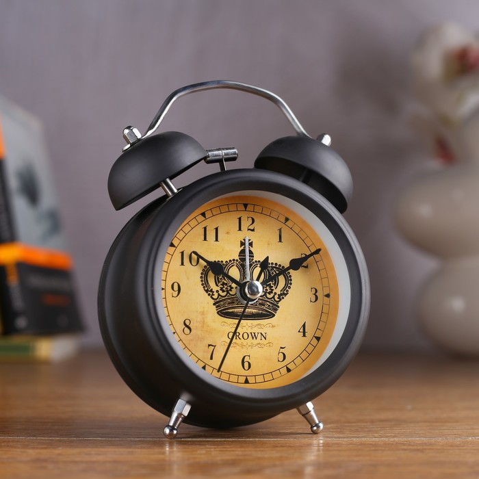 Будильник d=8см, черный, на циферблате Корона