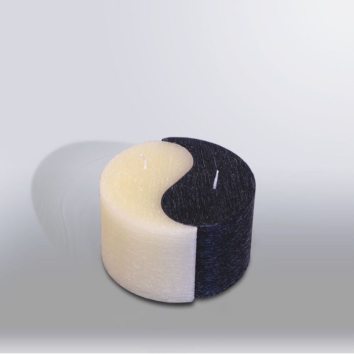 Свеча двудольная призма Инь-Янь "Рельеф", 125x75мм,  кремовый/черный