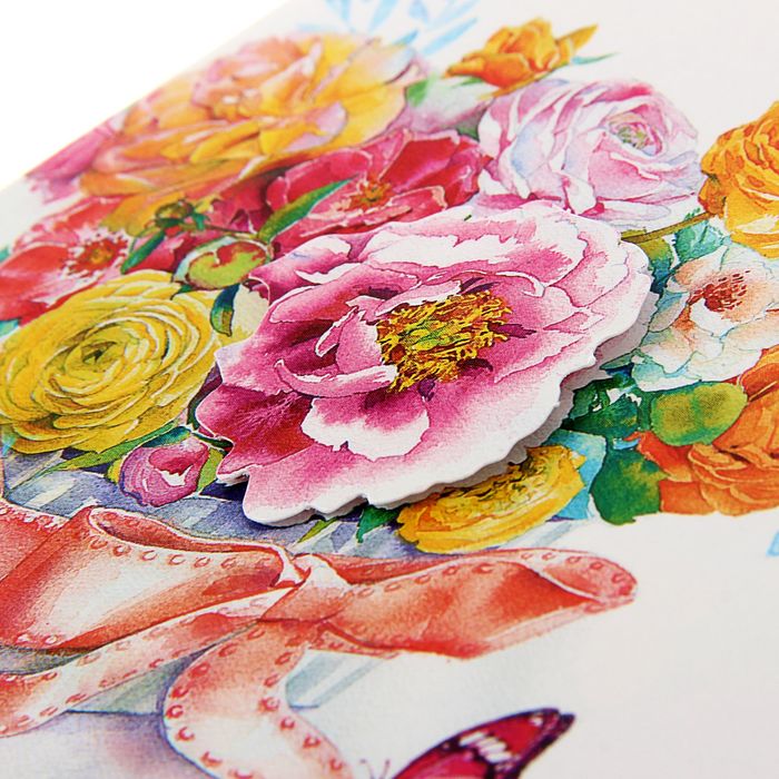 Открытка "В чудесный День рождения!" Белый фон, цветы