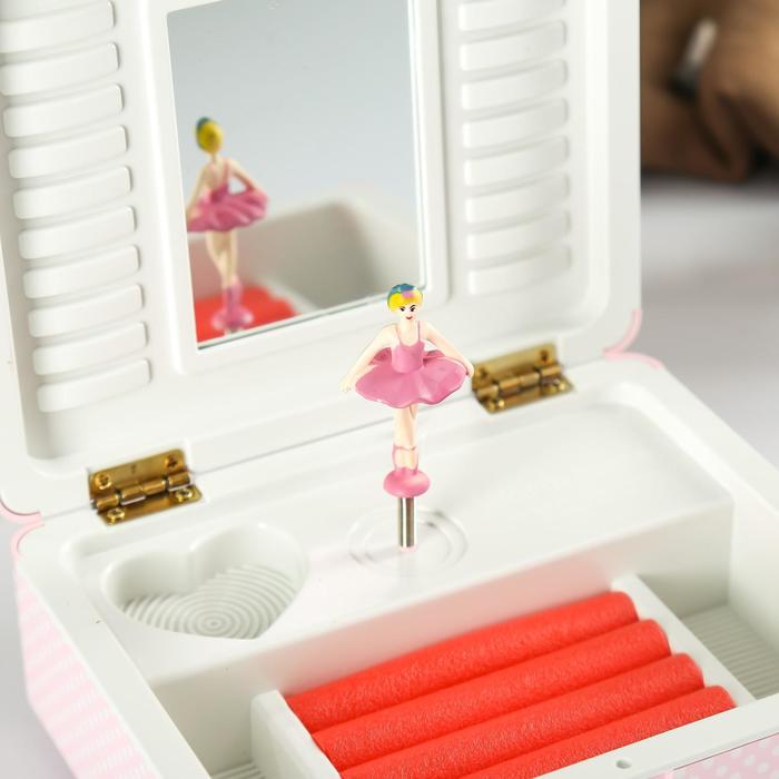 Музыкальная механическая шкатулка "Мишутка с сердцем"